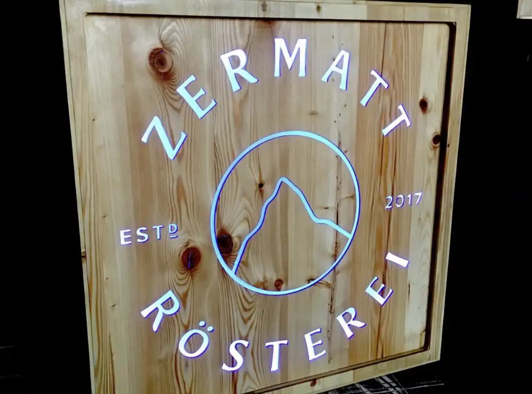 panneau signaletique exterieur led illumine